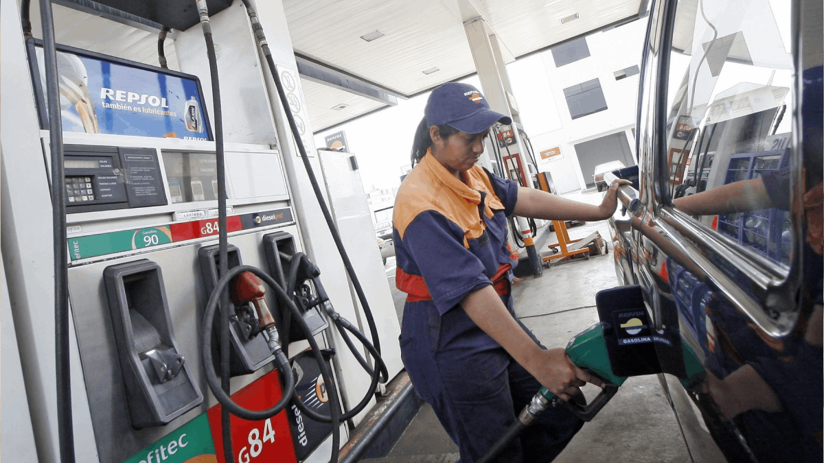 Petroleras subieron precios de combustibles hasta en S/ 0,65 por galón