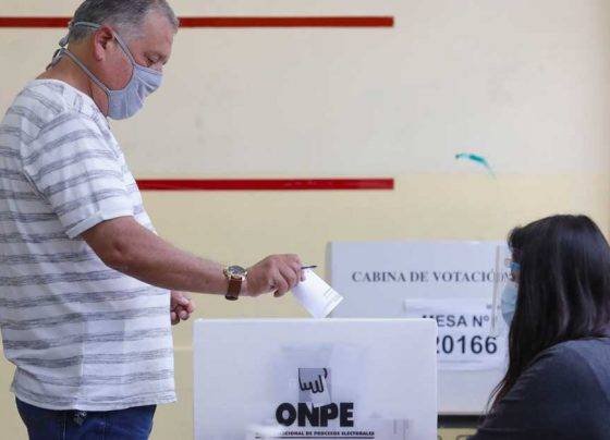 Proyecto de ley para consulta popular sobre nueva Constitución